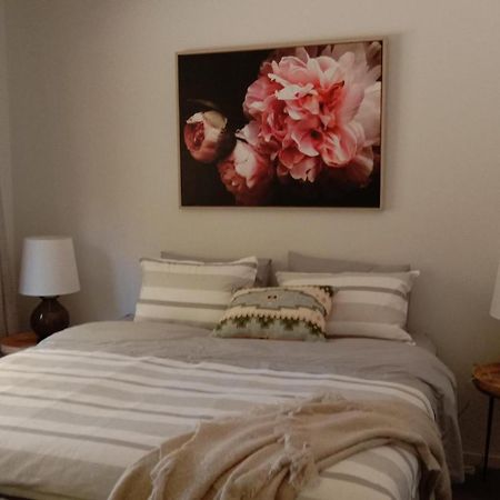 Apartmán Rose & Stream Retreat Waikuku Pokoj fotografie
